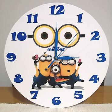 Satovi za kuću: Ima vise velicina. Okrugli 28,5 cm. precnik 2500 din. 27x35 cm.2400 — 5