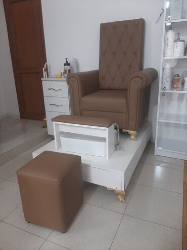 Sifarişlə çarpayılar: İşlənmiş, Pedikür kreslosu