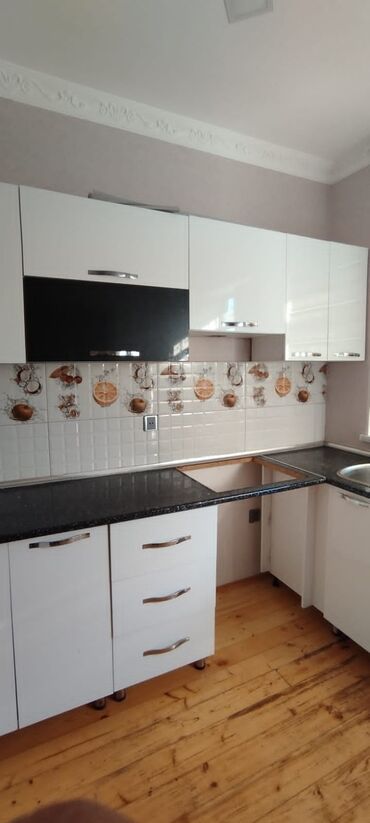 Həyət evləri və villaların satışı: Binəqədi qəs. 3 otaqlı, 80 kv. m, Kredit yoxdur, Yeni təmirli — 4