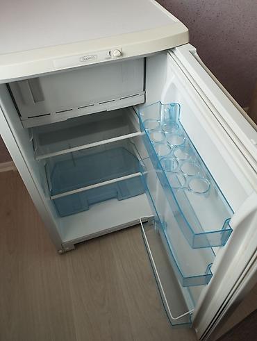 mini refrigerator: Холодильник Бирюса, Б/у, Однокамерный, De frost (капельный), 48 * 86 * 60 — 2