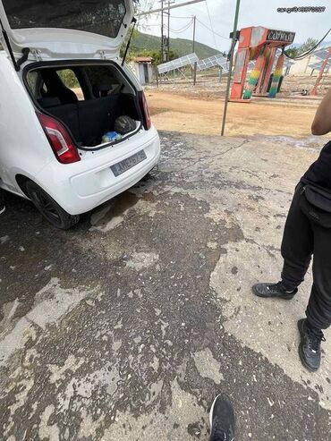 Volkswagen: Volkswagen Up: 1 l. | 2016 έ. Χάτσμπακ — 13