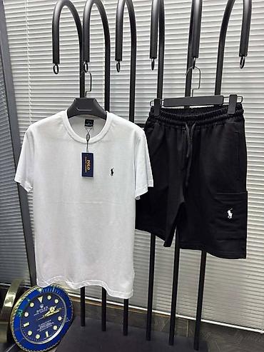 Trenerke: Komplet majca+šorc
Cena 4400, 
S,M,L,XL,XXL
PS✨ — 11
