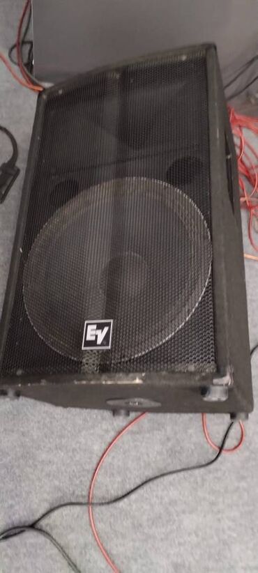 Dinamiklər və kolonkalar: İşlənmiş Yamaha Kolonka, Növ - Toy üçün, rəng - Qara — 13