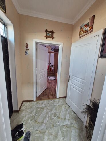 hazir ipotekada olan ev satiram sumqayit: Suraxanı 2 otaqlı, 45 kv. m, Kredit var, Yeni təmirli