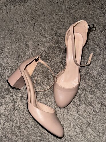 женские брендовые туфли недорого: Туфли 38, цвет - Розовый