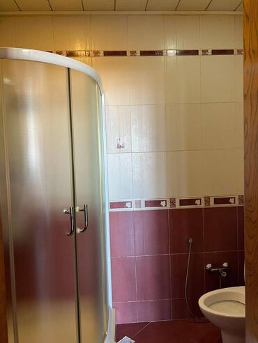 Uzunmüddətli kirayə mənzillər: Nərimanov rayonu, Həsən Əliyev küçəsi, Yeni tikili 14 mərtəbəli — 9