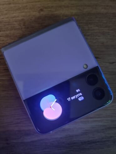 за сколько можно продать самсунг а51: Samsung Galaxy Z Flip 3, 128 ГБ, цвет - Фиолетовый