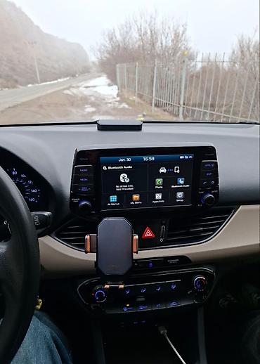 Hyundai: Hyundai i30: 2017 г., 2 л, Механика, Бензин, Хэтчбэк — 10