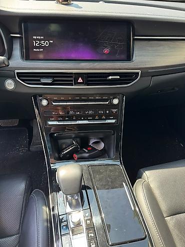Kia: Kia K7: 2021 г., Седан — 23