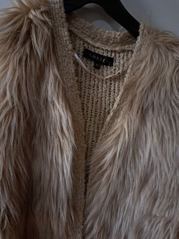feedback zenske zimske jakne: Zenski italijanski prsluk nov. Kombinacija krzno vuna.Krem boje prelep