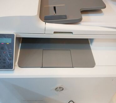Kompüter və noutbuk aksesuarları: Срочно продам.Многофункциональный принтер HP Laserjet Pro MFP M183 Fm