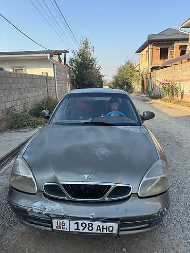кажы сай: Daewoo Nubira: 1999 г., Седан — 1