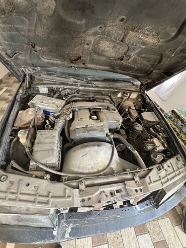 VAZ (LADA): Masin islek veziyyetdedi, karobka zadni atir. qiymet 3.200 Azn