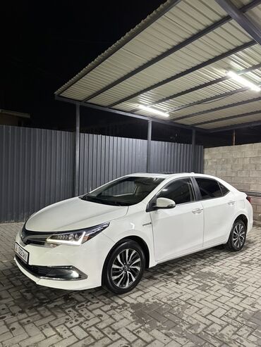 авто под выкуп в рассрочку: Toyota Corolla: 2018 г., 1.8 л, Вариатор, Гибрид, Седан