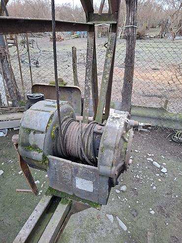 Qaldırıcı kranlar: - qosqu 3000 tal 500 teseyem.zencri 50 mtra 1 metras 20 manat — 3