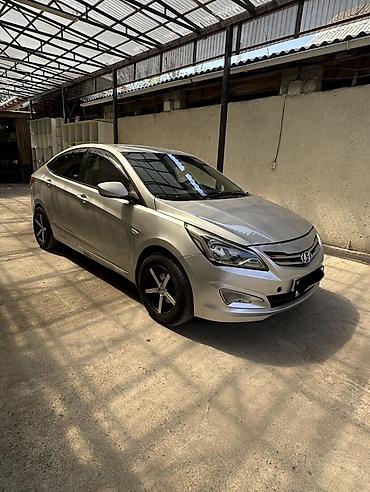 салярий: Hyundai Solaris: 2014 г., 1.4 л, Автомат, Бензин, Седан — 1