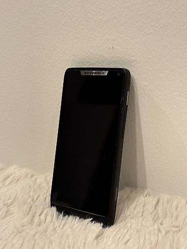 max mobil златибор слике: Prodajem Motorolu RAZR i (XT890), cuveni model sa Intel procesorom. - — 3