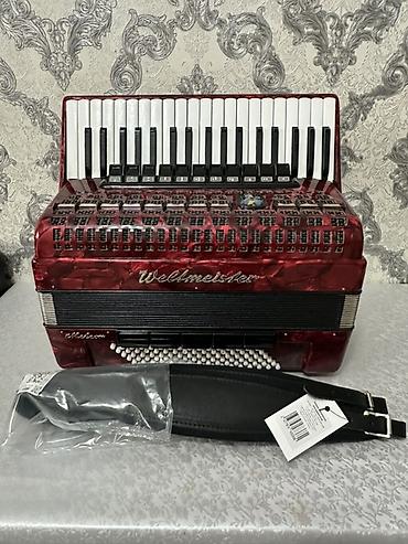 Аккордеоны: Продаю Германский Аккордеон Вельтмейстер Метеор хороший состоянии — 1