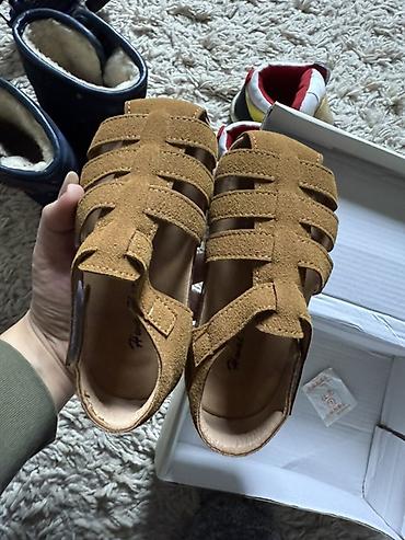 Другие детские вещи: Детская обувь Ботасы pappix 21 размер за 200 сом Зимние сапоги — 11