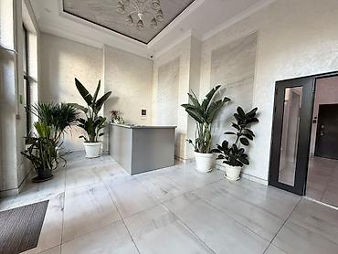 Долгосрочная аренда квартир: For rent a 1 bedroom apartment is in the Golden Square. Orozbekov — 13