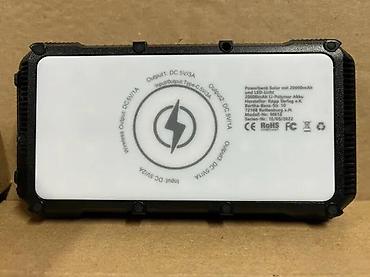 yettel ruter internet: Solarni power bank 20000 mAh sa bežičnim punjenjem i LED svetlom - — 2
