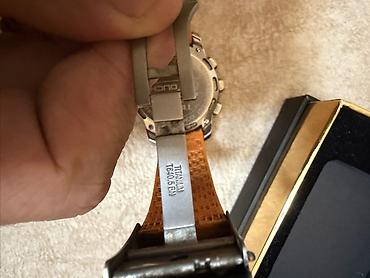 luc saat: Tissot T-Touch Titanium qol saatı - Model: Tissot T-Touch (arxa — 5