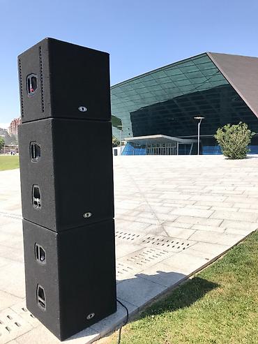 Tamadalar, aparıcılar: Kalonka kirayəsi – tədbirlər üçün peşəkar səs avadanlıqları Təsvir: - — 1
