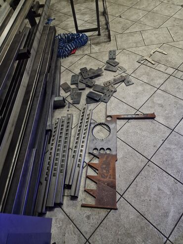 Ostali alati i mašine: Usluzno secenje metala,prohroma,aluminijuma,mesinga po kvalitetnim i — 6