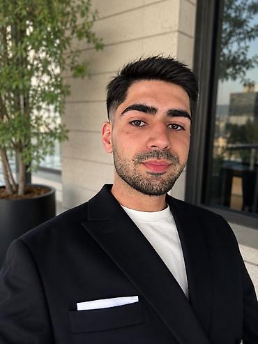 ozcan deniz konsert: Ofisiant, Kişi, 22 yaş, 3-5 illik təcrübə — 2