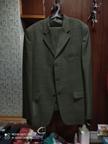 зеленый мужской костюм: Костюм цвет - Зеленый