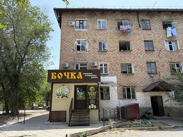 тоголок молдо фрунзе: 1 бөлмө, 11 кв. м, Жатакана жана мейманкана түрүндө, 1 кабат