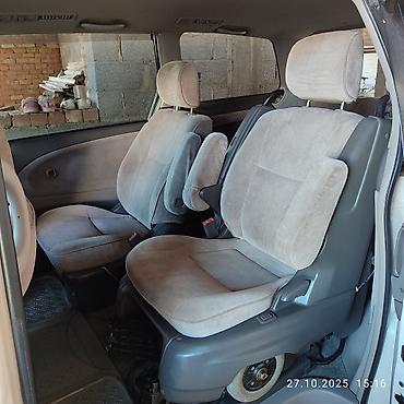 Toyota: Toyota Estima: 2002 г., Минивэн — 9