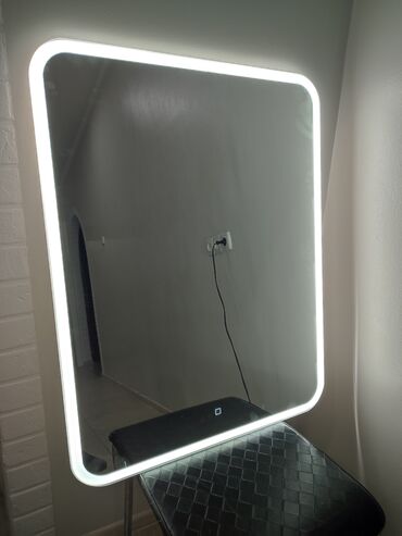 зеркало для зала: Продаю зеркало с подсветкой производства россия. Новое . Glamour _led