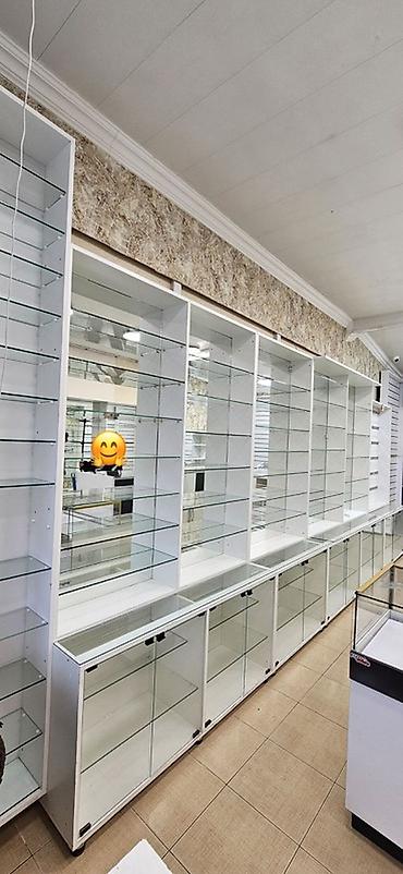 mini kassa: Mağaza vitrin mebeli və avadanlıqları - Material: ağ rəngli MDF — 1