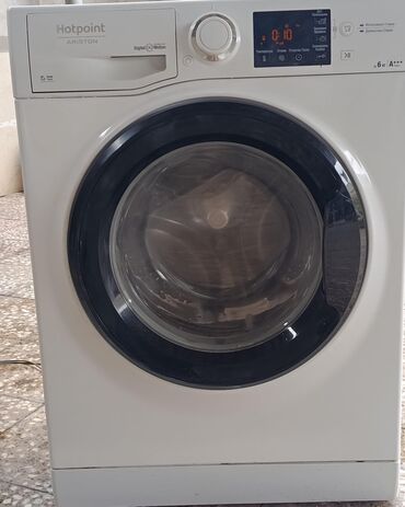 masin maqnitafon: Hotpoint Ariston önyükləməli paltaryuyan maşın - Tutum: 6 kq - Enerji