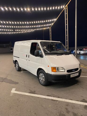 Ford: Ford Transit yük mikroavtobusu - Korpus: ağ rəng, qapalı furqon (yan — 3