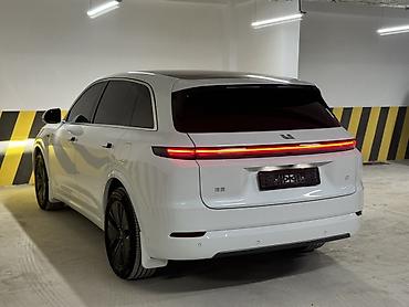 exeed lx: Lixiang L7: 2024 г., 1.5 л, Автомат, Гибрид, Кроссовер — 5