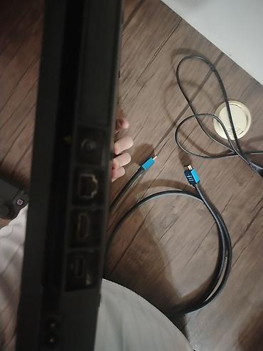 diş: PlayStation 4 Slim oyun konsolu paketi Komplekt: - PS4 Slim konsolu — 4