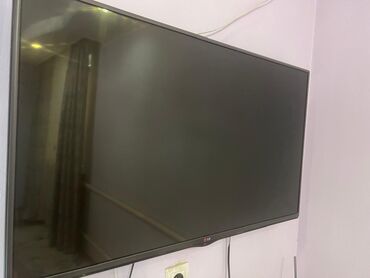 телевизор модели lg: Продается телевизор, фирмы LG, в хорошем состоянии. Размеры 95 см на