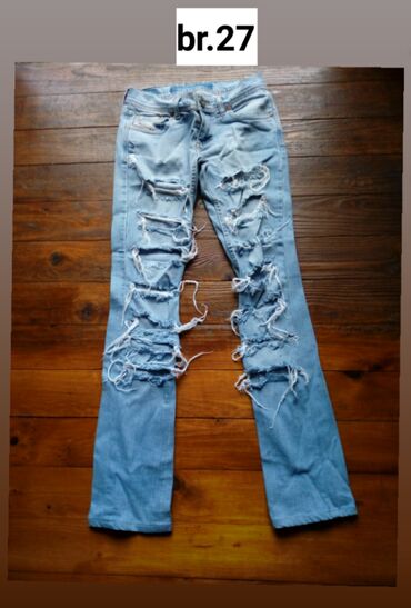 cigaret pantalone zenske: Jeans, Regular rise, Straight