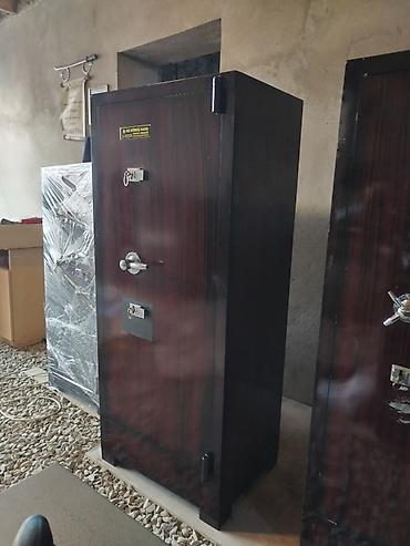Seyflər: Seyf ucuz. Seyf Türk zavod malı. Seyf silah saxlamaq üçün böyük — 11