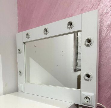 ogledalo za šminkanje: Makeup mirror, shape - Rectangle, 80 x 60 cm, Backlit, New