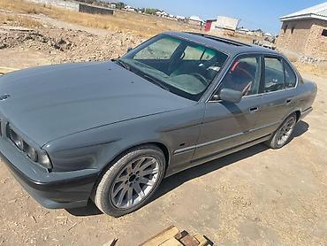 BMW: BMW 5 series: 1989 г., 2 л, Механика, Бензин, Седан at lalafo.kg — 1 BMW: BMW 5 series: 1989 г., 2 л, Механика, Бензин, Седан — 1