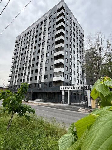 продаю дом с магазином: 3 комнаты, 88 м², Элитка, 9 этаж, ПСО (под самоотделку)
