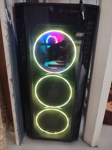 Masaüstü kompüterlər və iş stansiyaları: Pc + manitor 12th Gen İntel(R) Core(TM) i5- 12400 2.50 GHz 16 GB ram