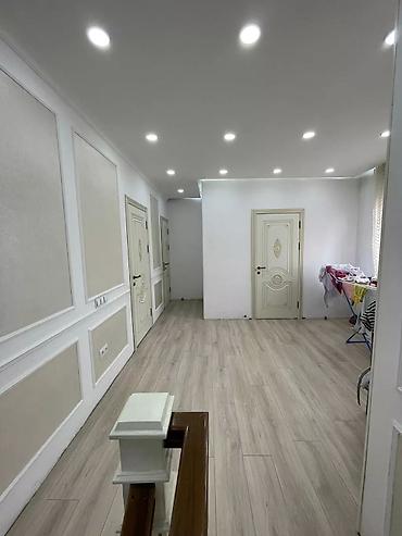 Продажа домов: 6 комнат и более, 220 м², 9 соток, Бишкек, Ак-Орго ж/м Собственник — 9