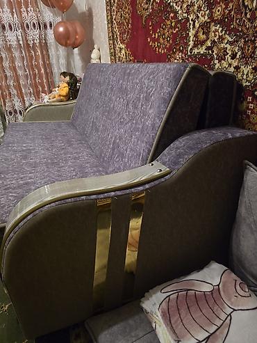 Прямые диваны: Прямой диван, Б/у — 14