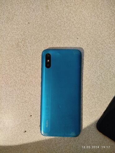 телефон а 7: Realme 9, Б/у, 32 ГБ, цвет - Синий, 1 SIM, 2 SIM