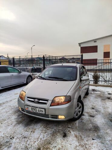 Daewoo: Daewoo Kalos: 2002 г., 1.4 л, Автомат, Газ, Хэтчбэк