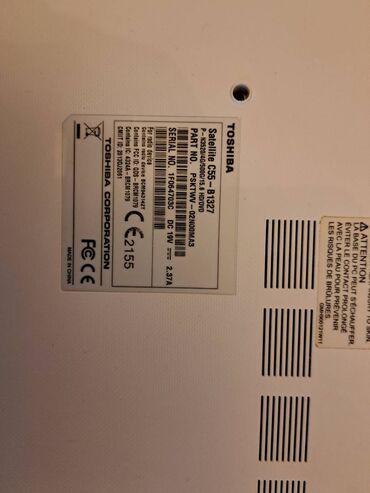 Toshiba: Toshiba notebooku satılır.Ekran zədəlidr.Korpusda qırıq var.Zapçast — 5